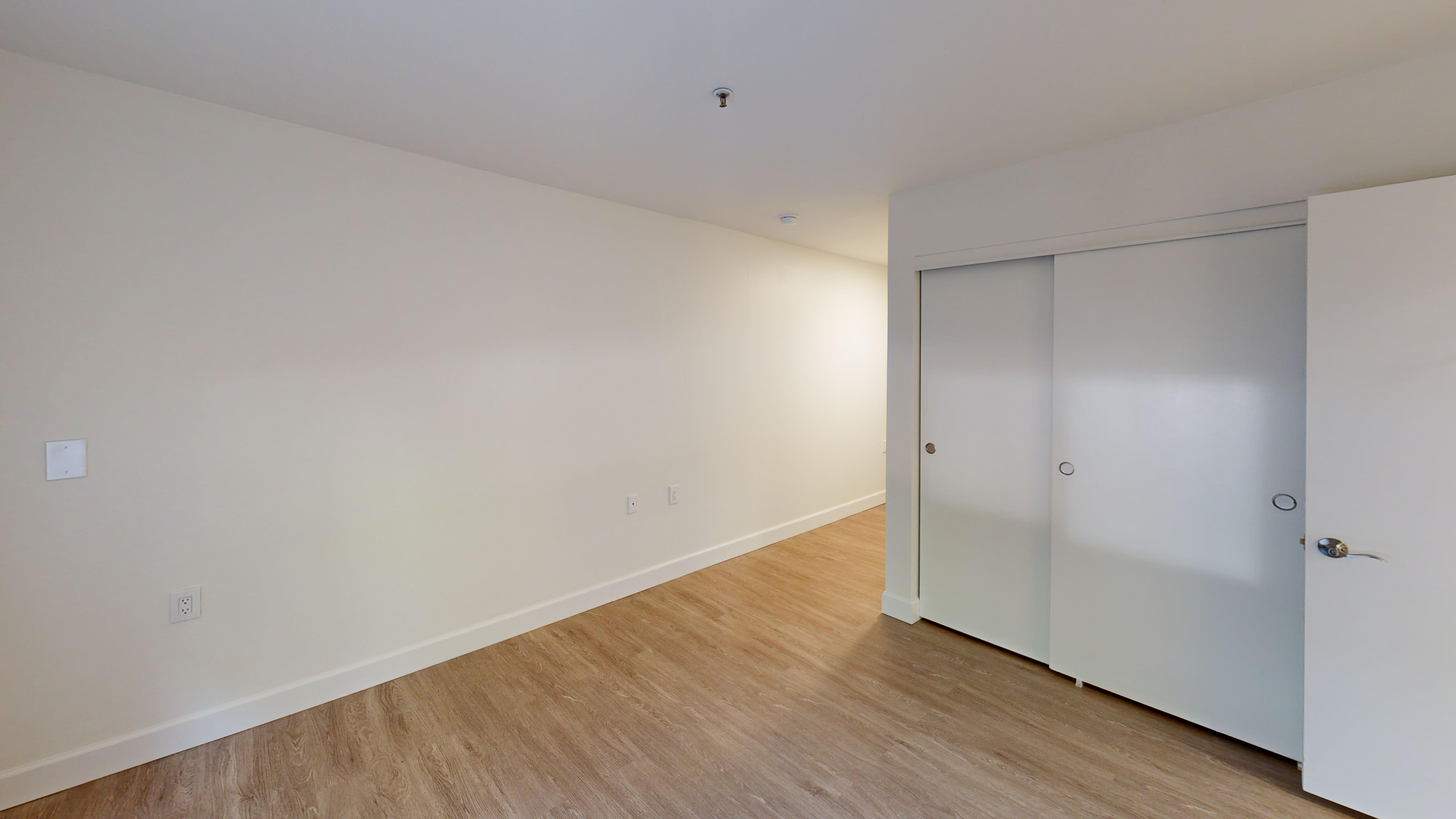 Bethel-Park-IL-Studio-341-sqft-Bedroom